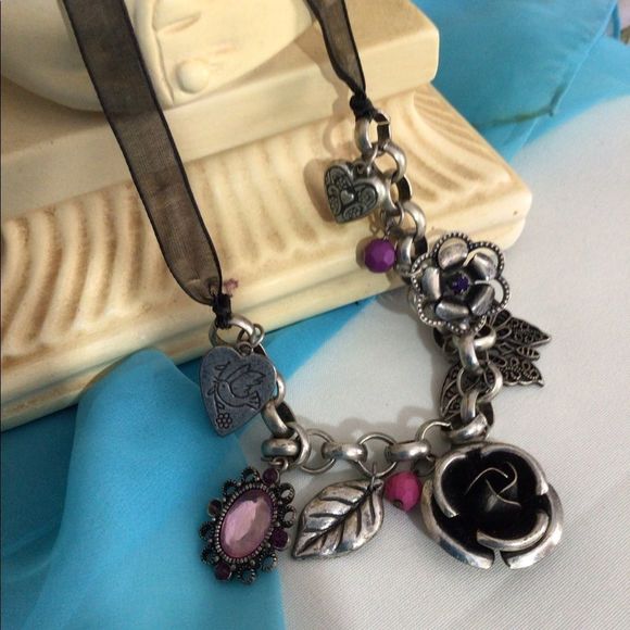 Vintage 90’s Grunge Metal Charm Necklace Super Cute! - Picture 2 of 11